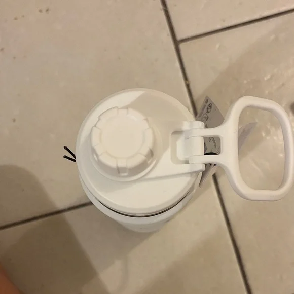 lululemon athletica Tennis Club White Thermos - Picture 2 of 2